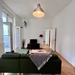 Modernes Apartment Im Sueden Leipzigs